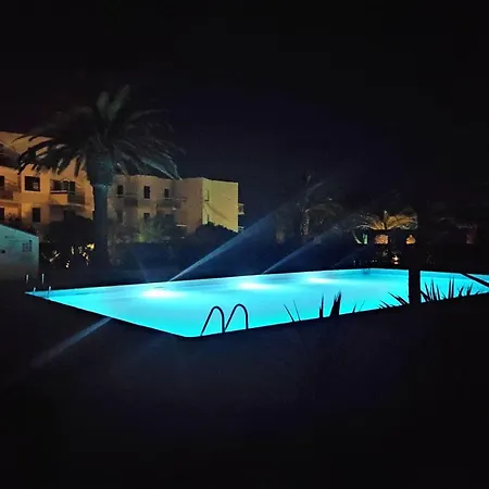 Les Capitelles 5 - Acces Direct A La Plage Depuis Le Jardin - T2 Avec Cabine - 6 Pers - Jardin - Piscine - Parking Saint-Cyprien  Exterior foto