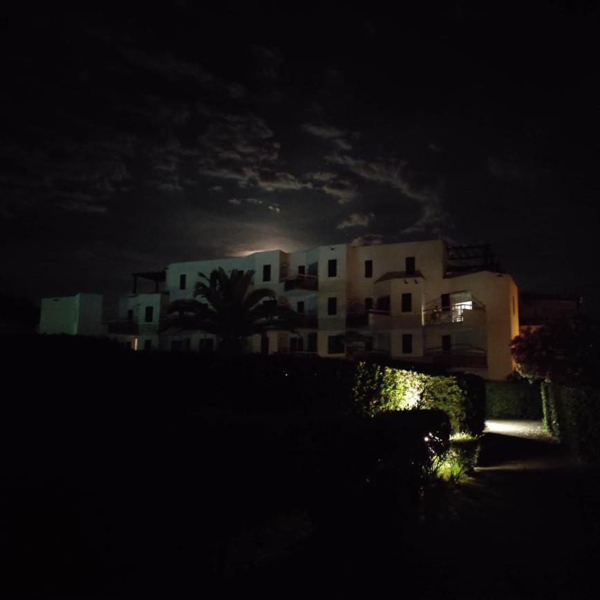 Les Capitelles 5 - Acces Direct A La Depuis Le Jardin - T2 Avec - 6 Pers - Jardin - Piscine - Parking